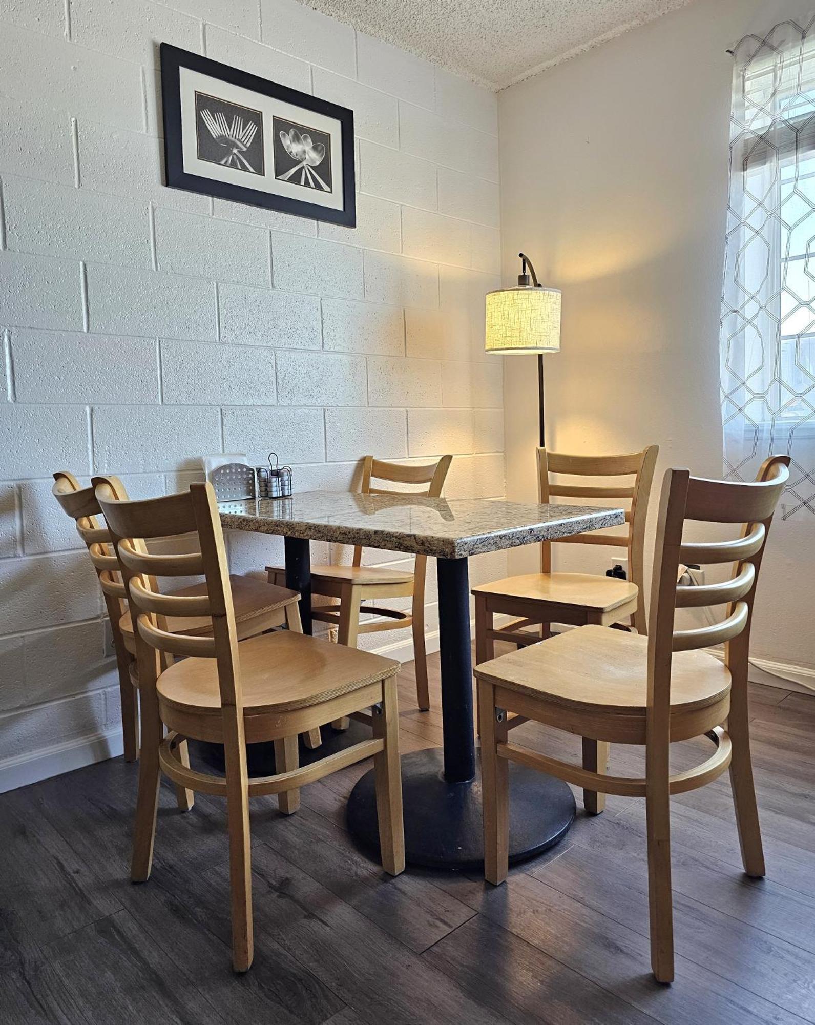 1St Choice Inn Of Rawlins Bagian luar foto