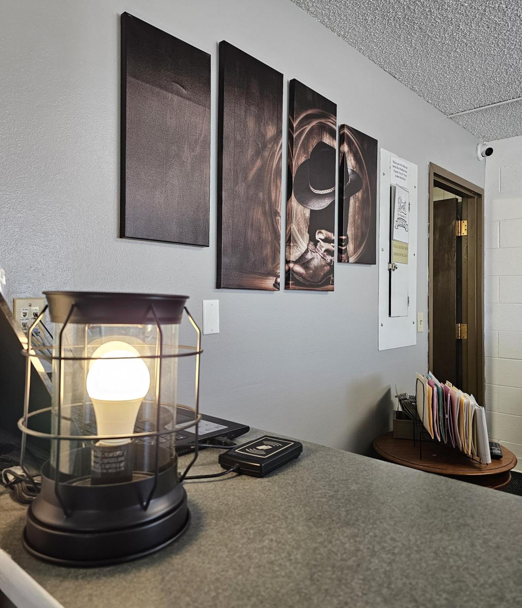 1St Choice Inn Of Rawlins Bagian luar foto