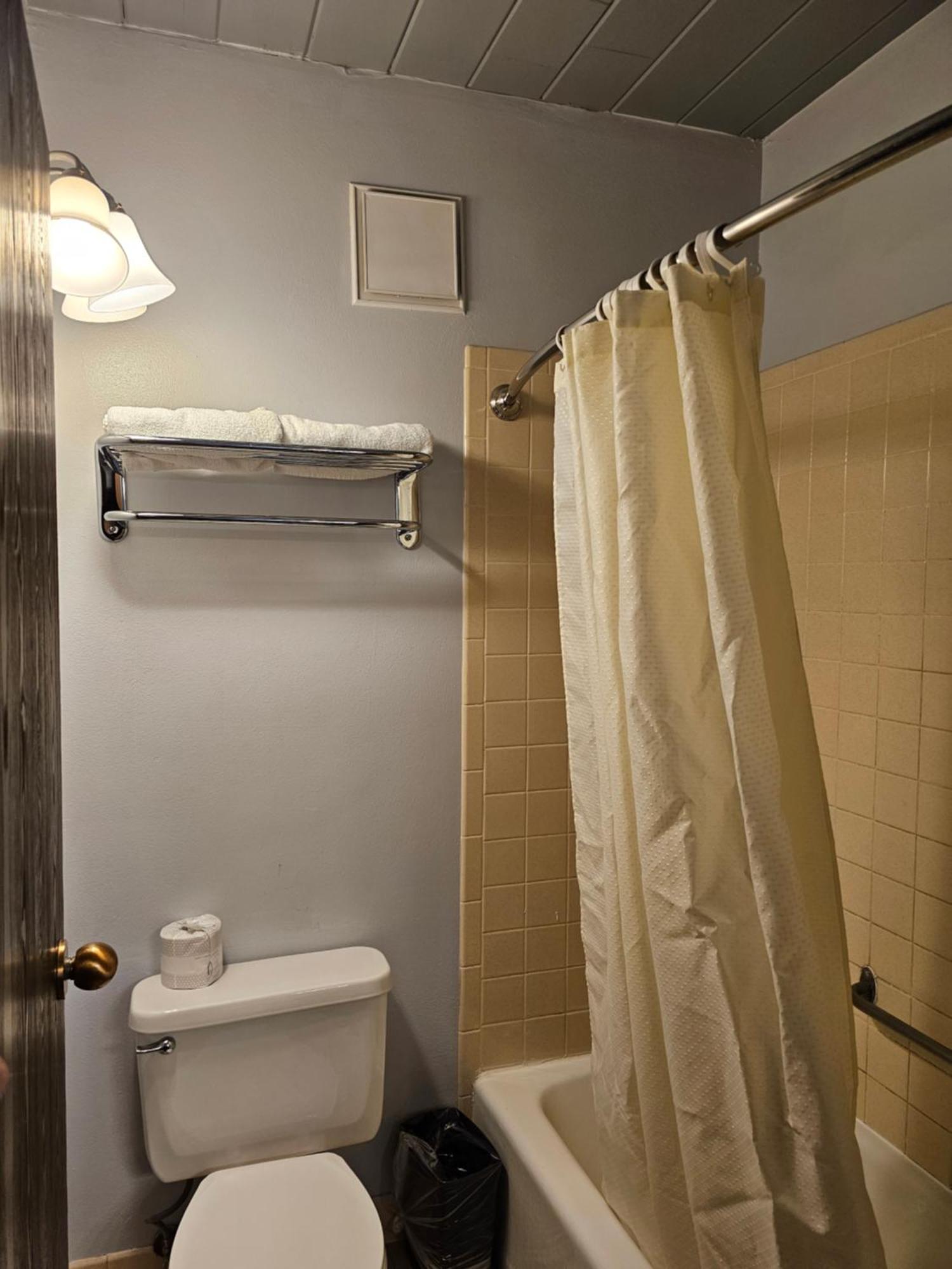 1St Choice Inn Of Rawlins Bagian luar foto