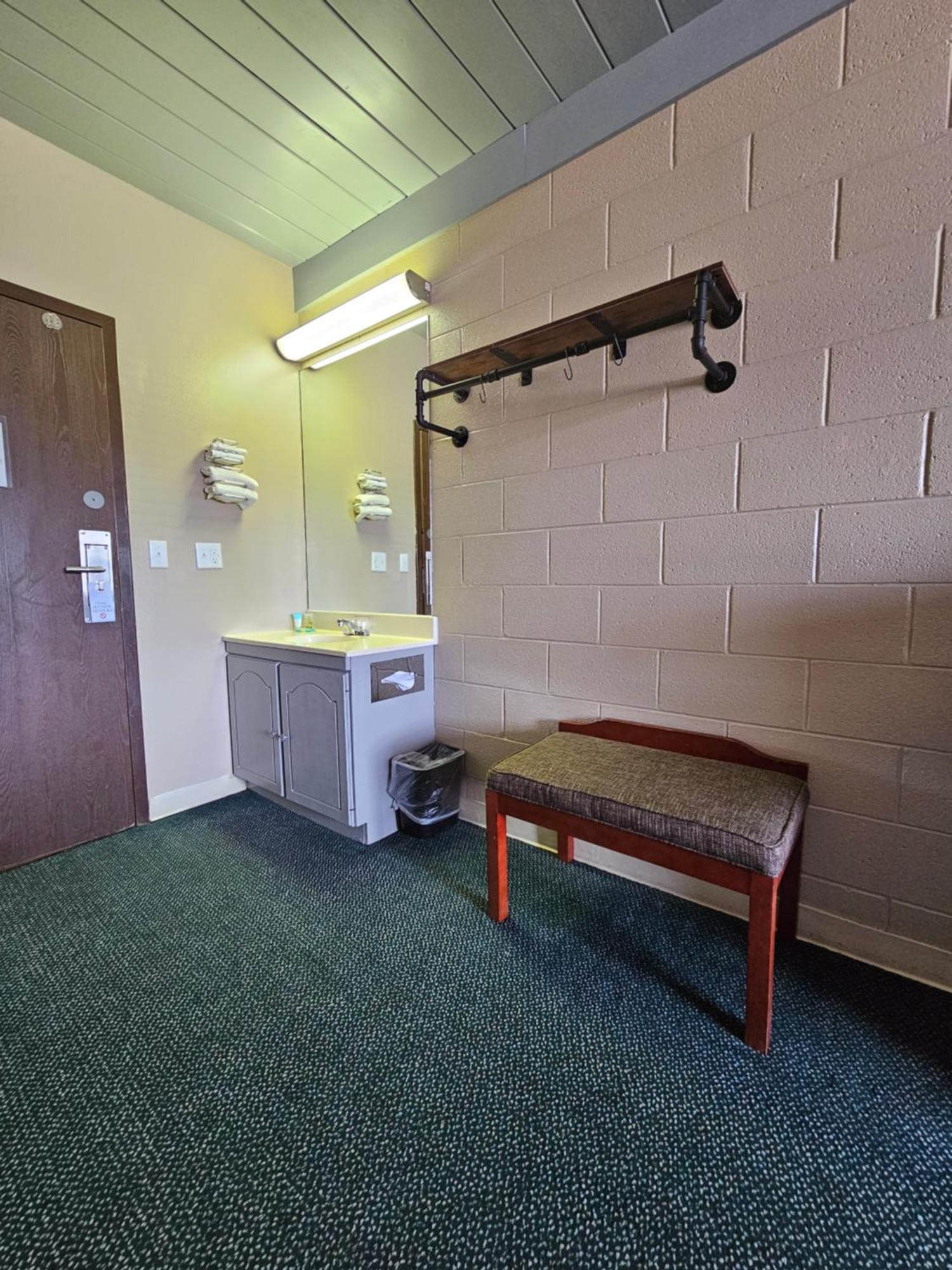 1St Choice Inn Of Rawlins Bagian luar foto